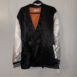 Black and White Satin Jacket Standard Issue for Laboratory Lord & Taylor Man med